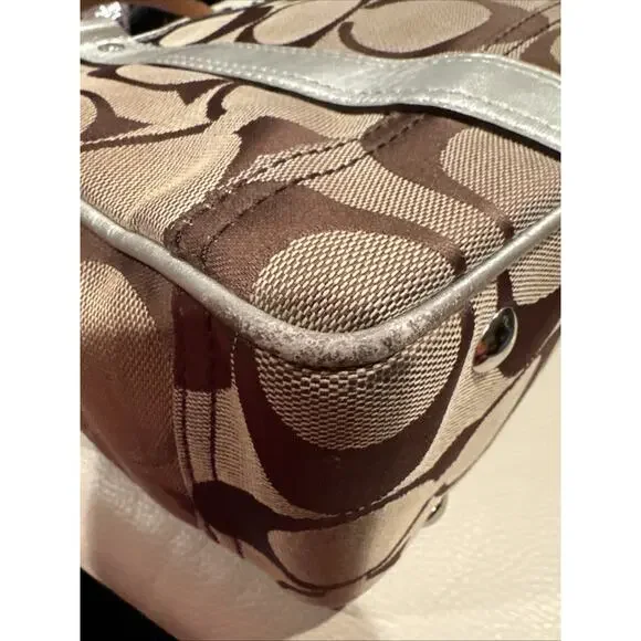 Vintage Coach Gallery East West Tote Bag In The Signature Canvas Leather Trim - Picture 14 of 16